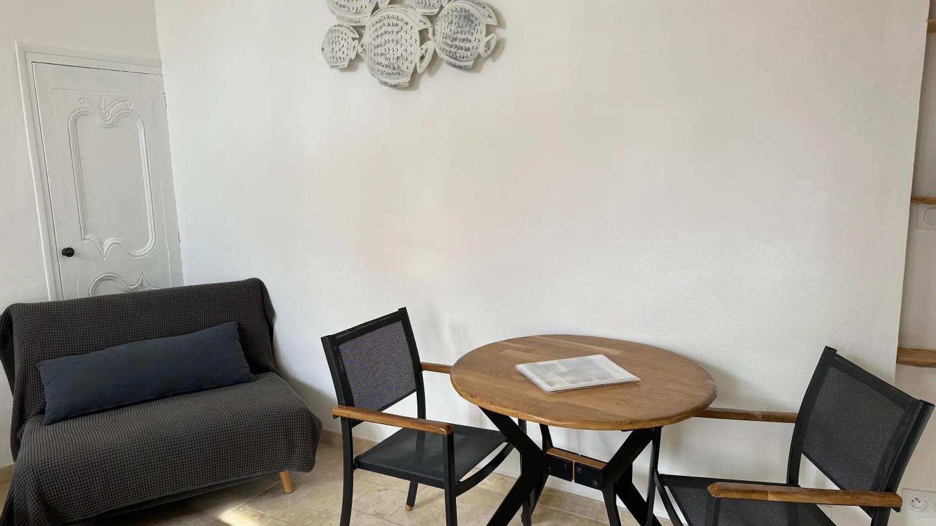 Appartement Studio 3 Pers Coeur De Village Bormes Les Mimosas